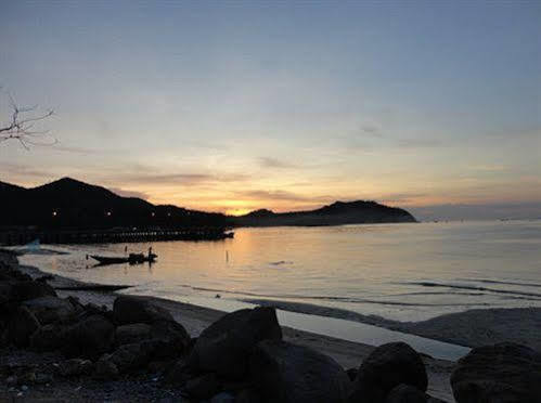 Viva On The Beach Hotel Ko Pha Ngan Exterior photo